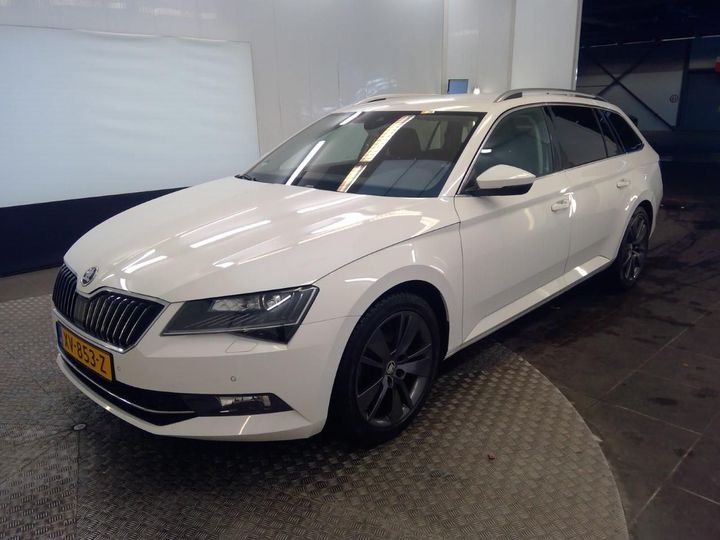 SKODA SUPERB 2019 tmbjn9np9k7060935