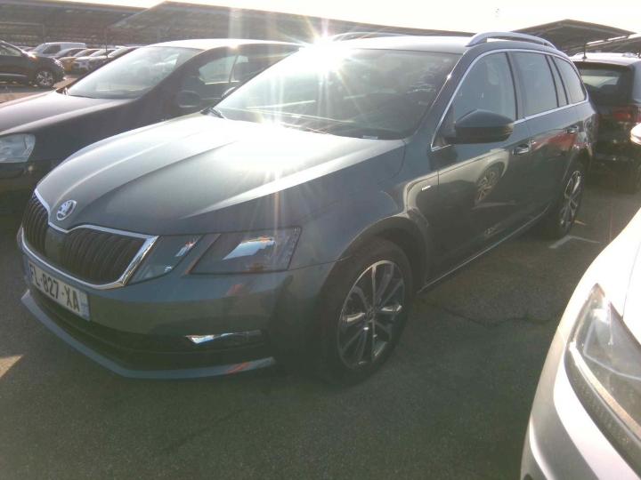 SKODA OCTAVIA 2019 tmbjp7ne1l0043005