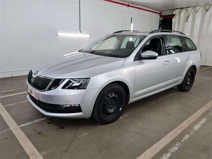 SKODA OCTAVIA 2017 tmbjp7ne2j0096146