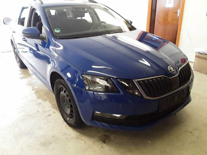 SKODA OCTAVIA 2018 tmbjp7ne5j0337617