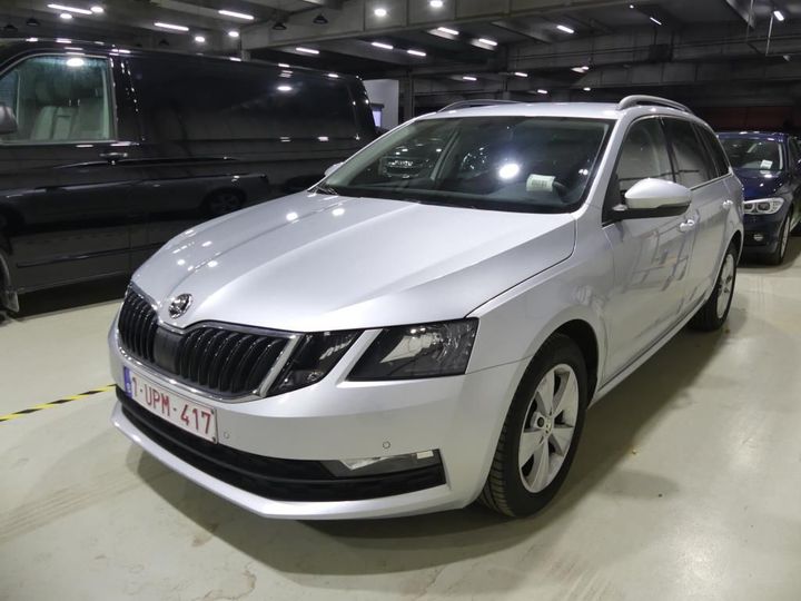 SKODA OCTAVIA 2018 tmbjp7ne6j0363613