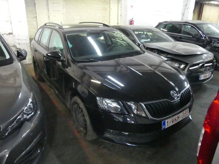 SKODA OCTAVIA 2018 tmbjp7ne6k0093607