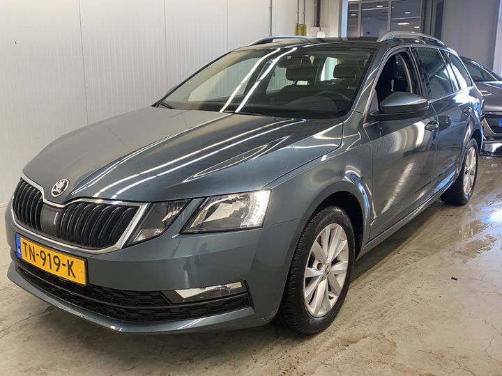 SKODA OCTAVIA 2018 tmbjp7ne9k0011286