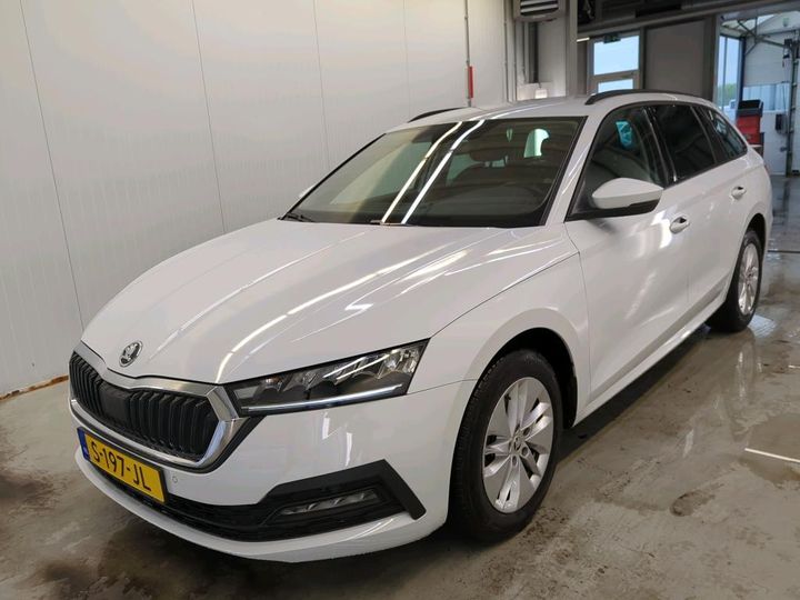 SKODA OCTAVIA 2023 tmbjp8nx7py038647