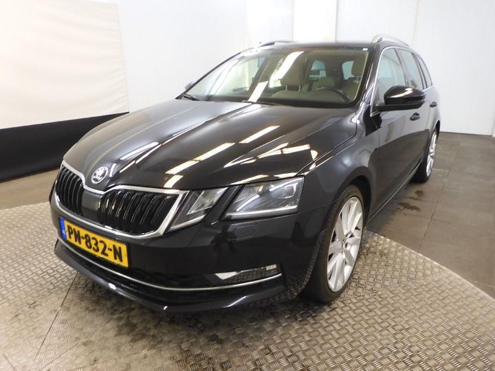 SKODA OCTAVIA 2017 tmbjp9ne0j0116101