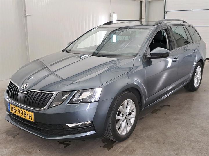 SKODA OCTAVIA 2017 tmbjp9ne0j0172331