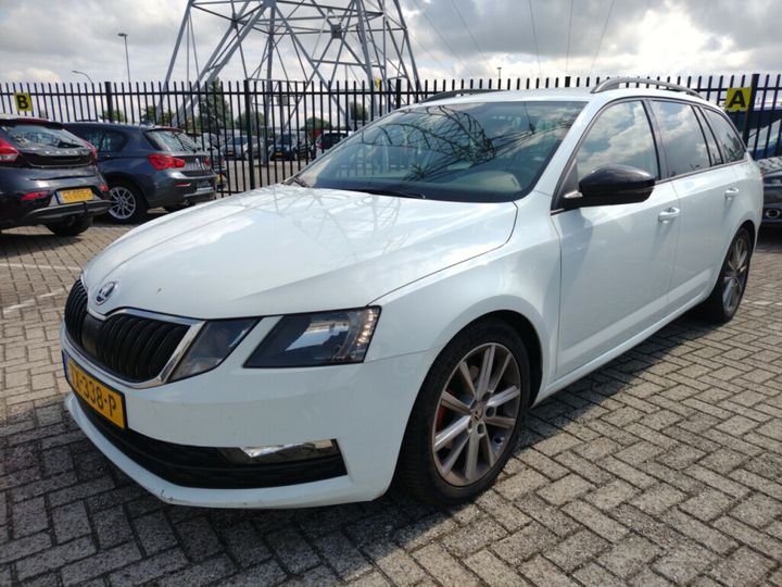 SKODA OCTAVIA 2018 tmbjp9ne0k0052496