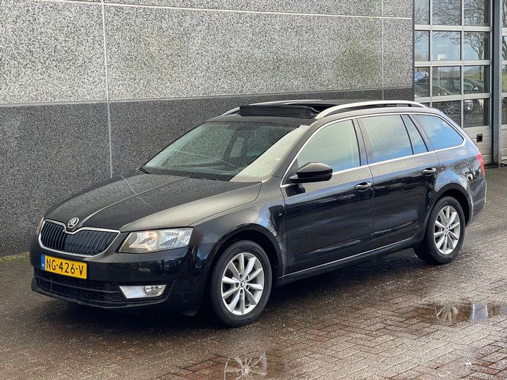 SKODA OCTAVIA 2017 tmbjp9ne1h0153541