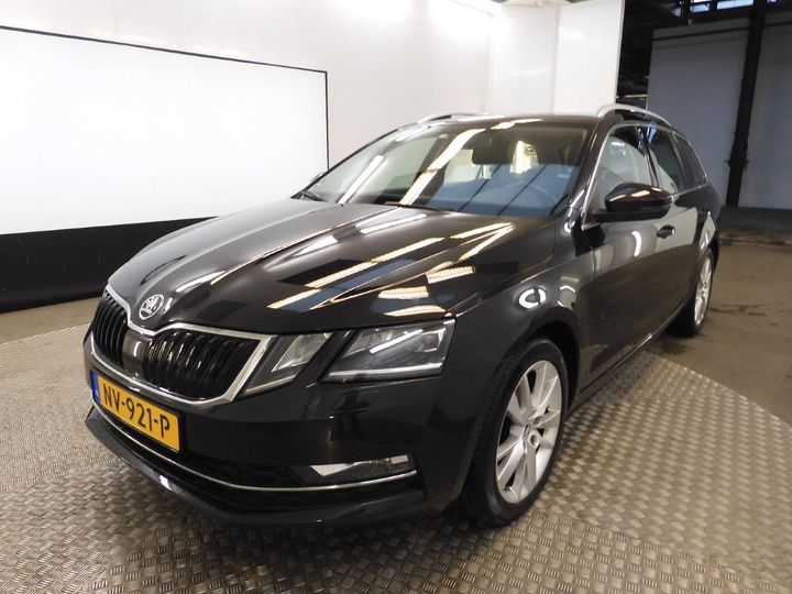 SKODA OCTAVIA 2017 tmbjp9ne1j0047063