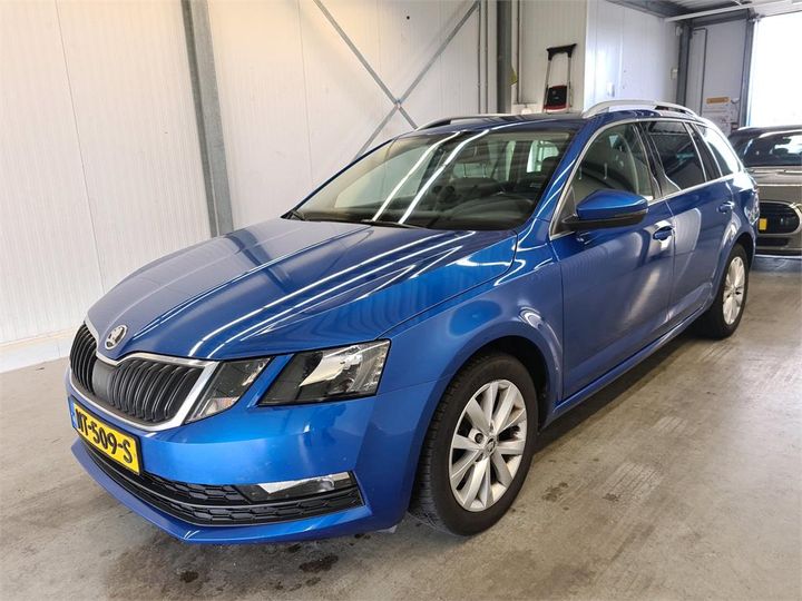 SKODA OCTAVIA 2017 tmbjp9ne1j0050853