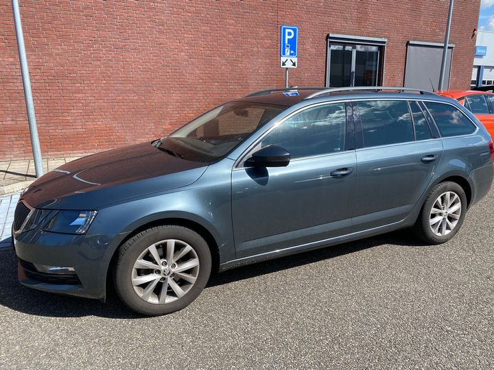 SKODA OCTAVIA 2019 tmbjp9ne1k0081974