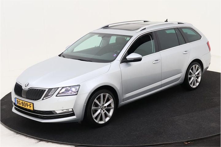 SKODA OCTAVIA 2017 tmbjp9ne2j0161301