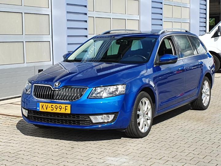 SKODA OCTAVIA 2017 tmbjp9ne3h0082617