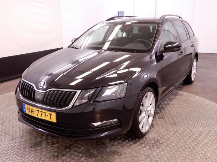 SKODA OCTAVIA 2017 tmbjp9ne3j0035741