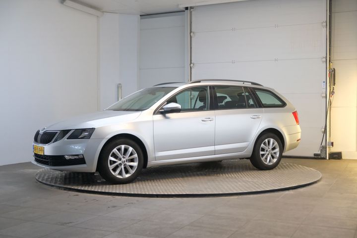 SKODA OCTAVIA 2017 tmbjp9ne3j0038154