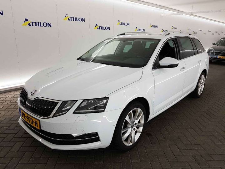 SKODA OCTAVIA 2017 tmbjp9ne3j0081988