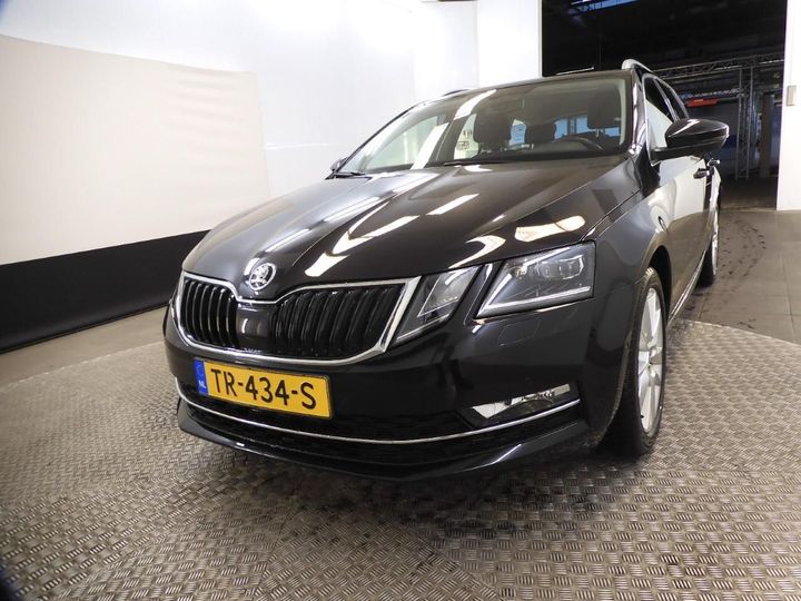 SKODA OCTAVIA 2018 tmbjp9ne3k0039757