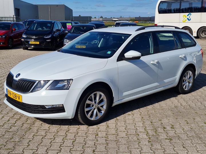 SKODA OCTAVIA 2017 tmbjp9ne4j0120989