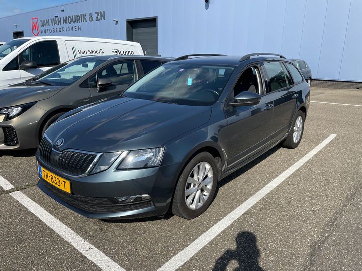 SKODA OCTAVIA 2018 tmbjp9ne4k0030050