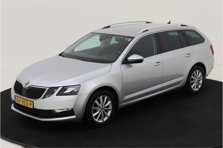 SKODA OCTAVIA 2017 tmbjp9ne5j0009187