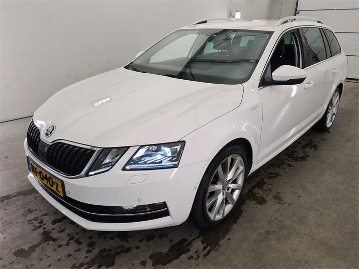 SKODA OCTAVIA 2017 tmbjp9ne5j0048958