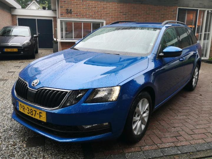 SKODA OCTAVIA 2017 tmbjp9ne5j0125845