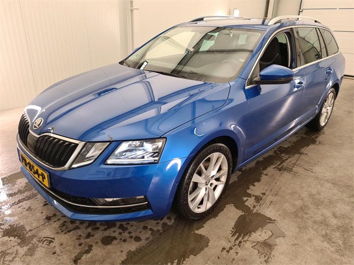 SKODA OCTAVIA 2017 tmbjp9ne6j0060228