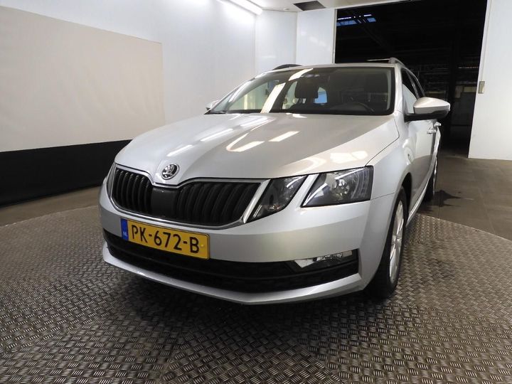 SKODA OCTAVIA 2017 tmbjp9ne6j0108603