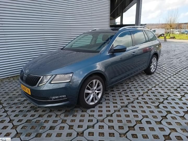 SKODA OCTAVIA 2018 tmbjp9ne6j0323981