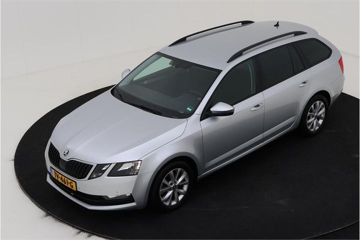 SKODA OCTAVIA 2018 tmbjp9ne6k0049618