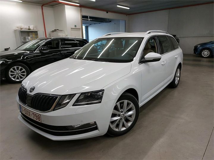 SKODA OCTAVIA 2017 tmbjp9ne7j0103099