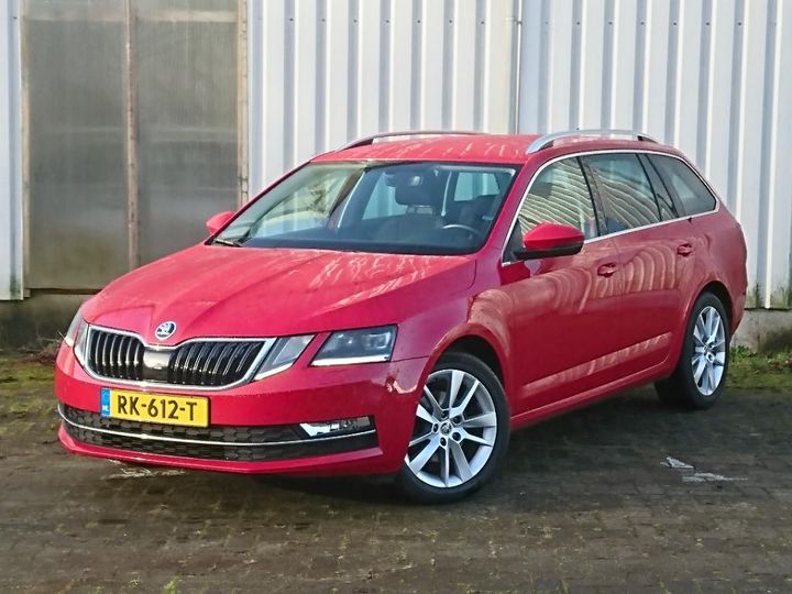 SKODA OCTAVIA 2018 tmbjp9ne7j0227728