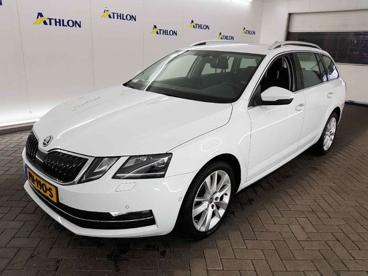 SKODA OCTAVIA 2017 tmbjp9ne8j0103094