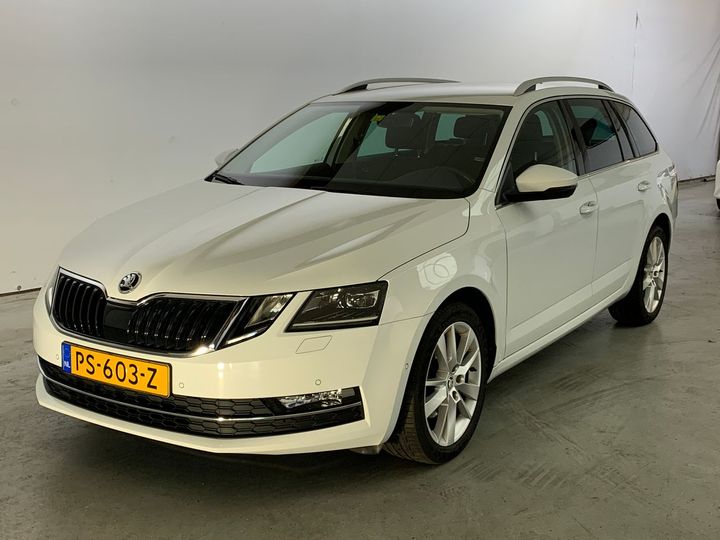 SKODA OCTAVIA 2017 tmbjp9ne8j0138136