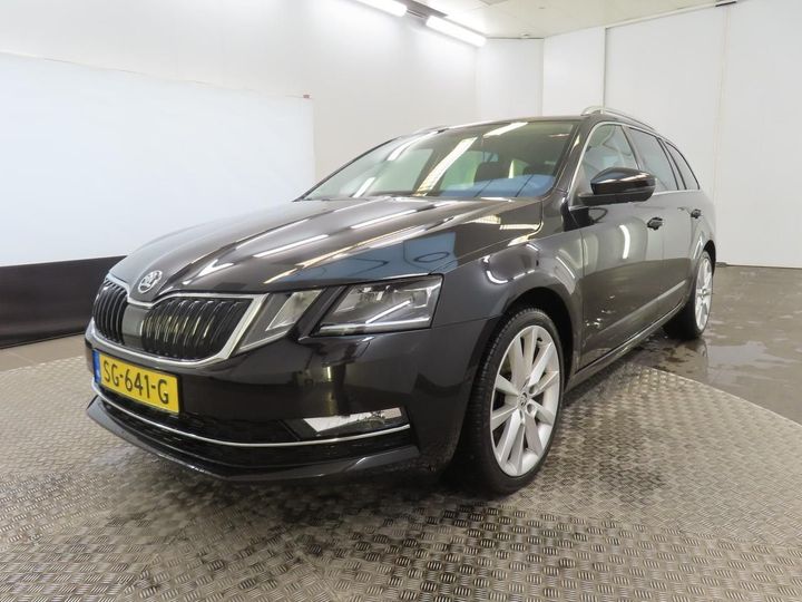 SKODA OCTAVIA 2018 tmbjp9ne8j0301514