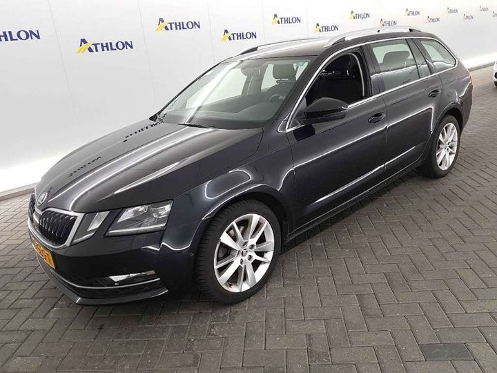 SKODA OCTAVIA 2017 tmbjp9ne9j0065732