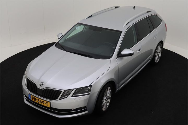 SKODA OCTAVIA 2017 tmbjp9ne9j0082496