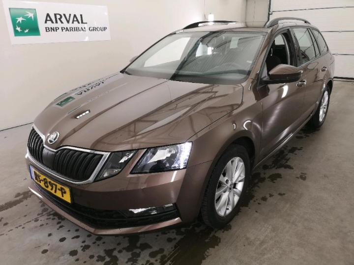 SKODA OCTAVIA 2017 tmbjp9ne9j0183523