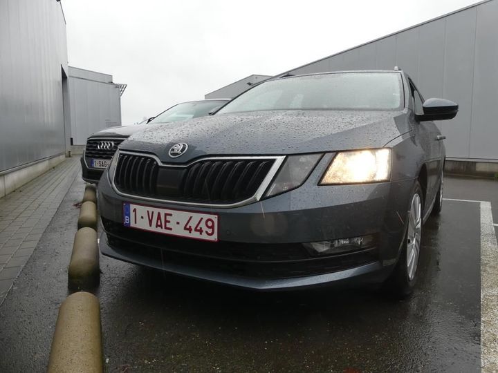 SKODA OCTAVIA 2018 tmbjr7ne9k0019320