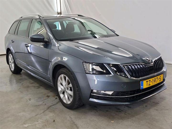 SKODA OCTAVIA 2018 tmbjr9ne2k0041140