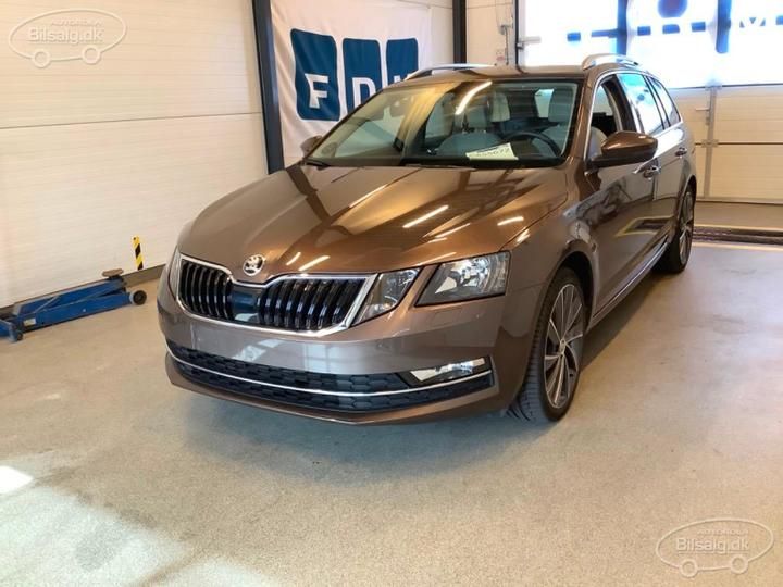 SKODA OCTAVIA 2018 tmbjr9ne6k0025197