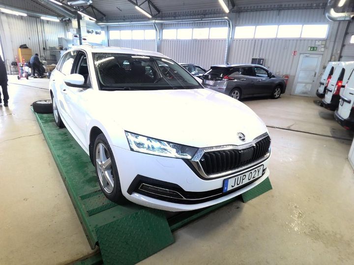 SKODA OCTAVIA 2021 tmbjw7nx1my124027