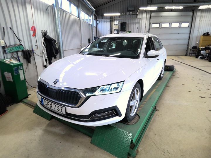 SKODA OCTAVIA 2021 tmbjw7nx3my117337