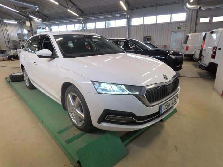 SKODA OCTAVIA 2021 tmbjw7nx4my123986