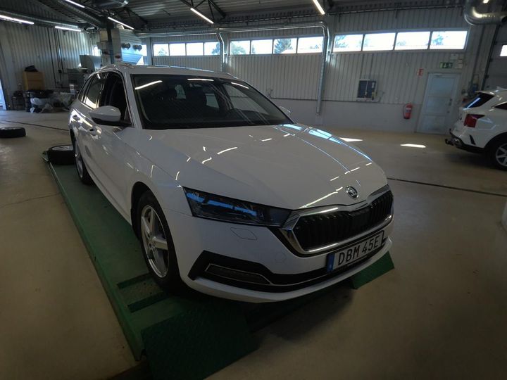 SKODA OCTAVIA 2021 tmbjw7nx4my124121