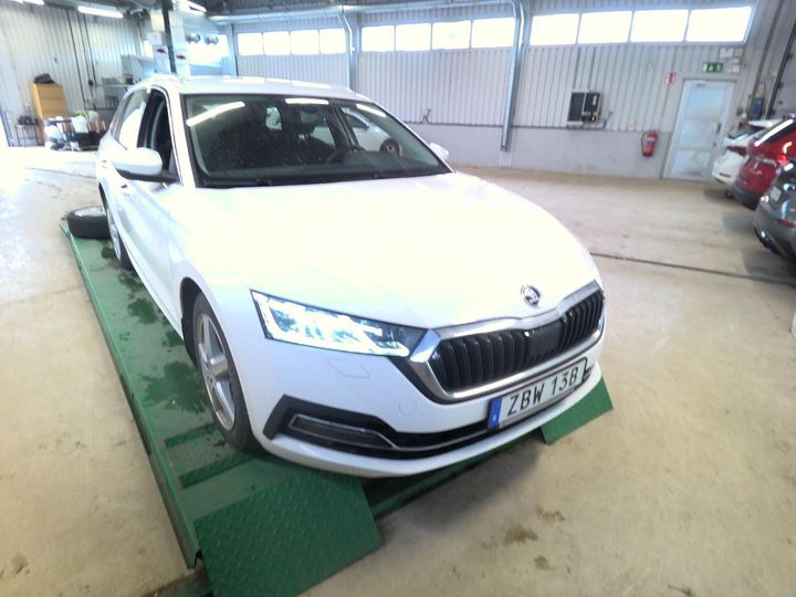 SKODA OCTAVIA 2021 tmbjw7nx7my117101