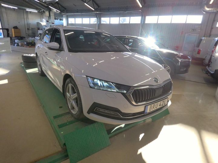 SKODA OCTAVIA 2021 tmbjw7nx8my123246