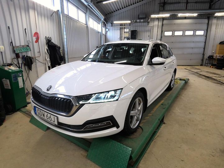 SKODA OCTAVIA 2021 tmbjw7nxxmy122941