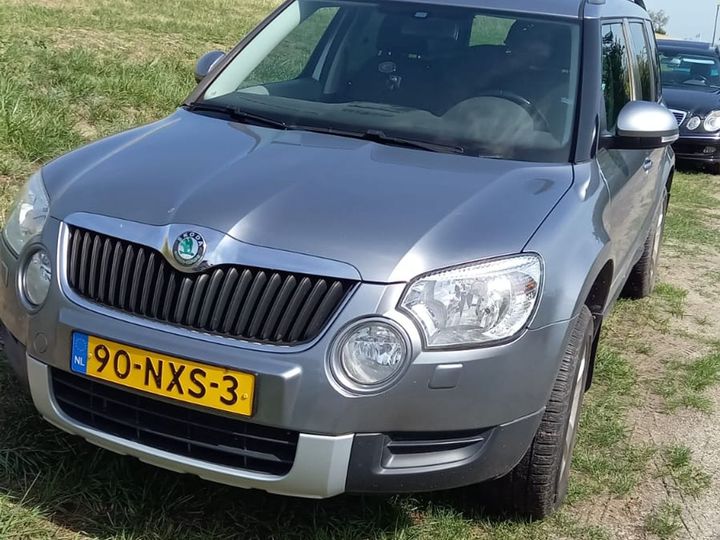 SKODA YETI 2011 tmblb75l2a6041036