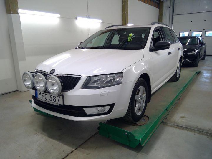 SKODA OCTAVIA 2016 tmblg7ne8h0045396